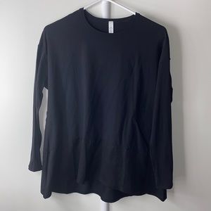 Lululemon black long sleeve top